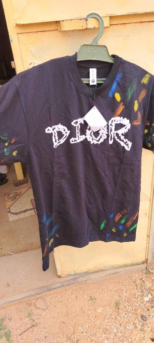 تشيرت اوفر سايز DIOR — صورة 4